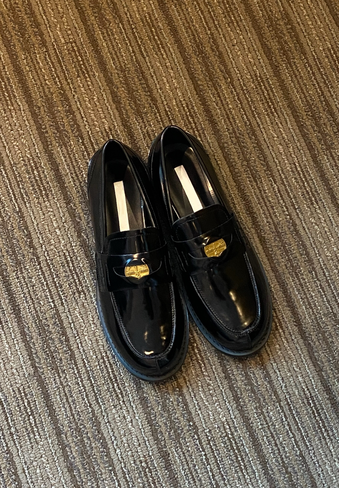 L46 必買真皮樂福鞋