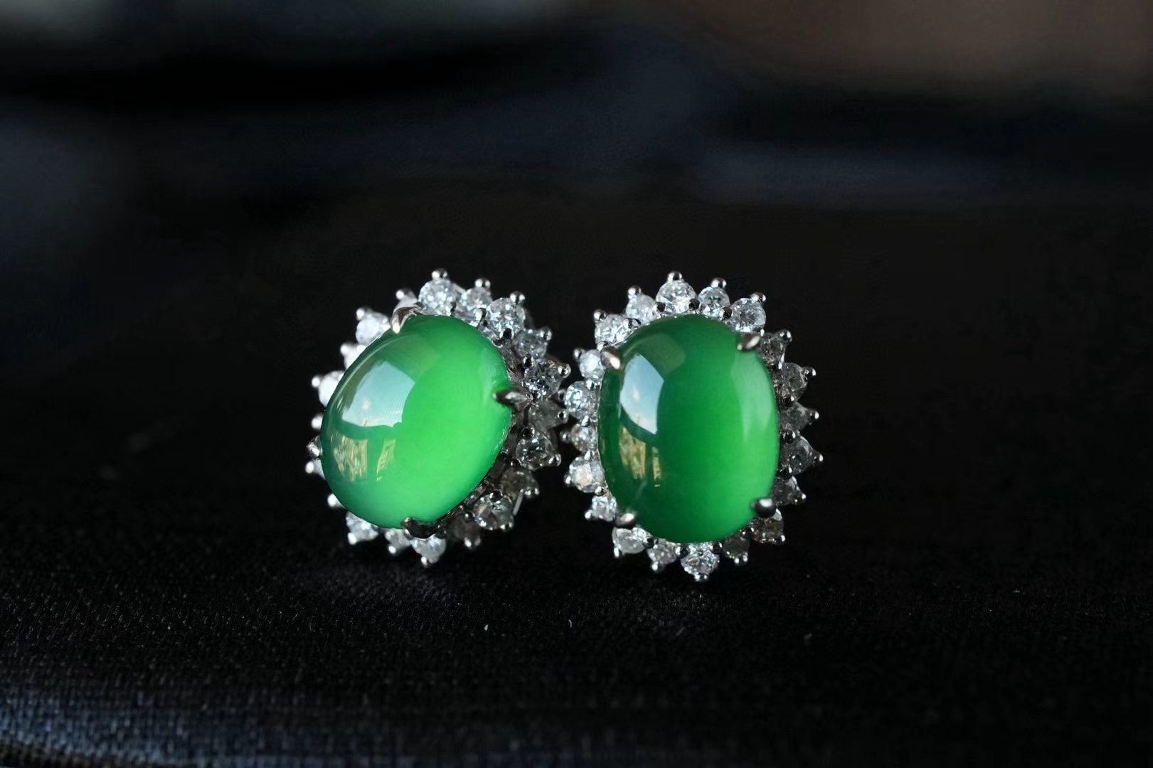 11781 翡翠冰鮮陽綠耳釘