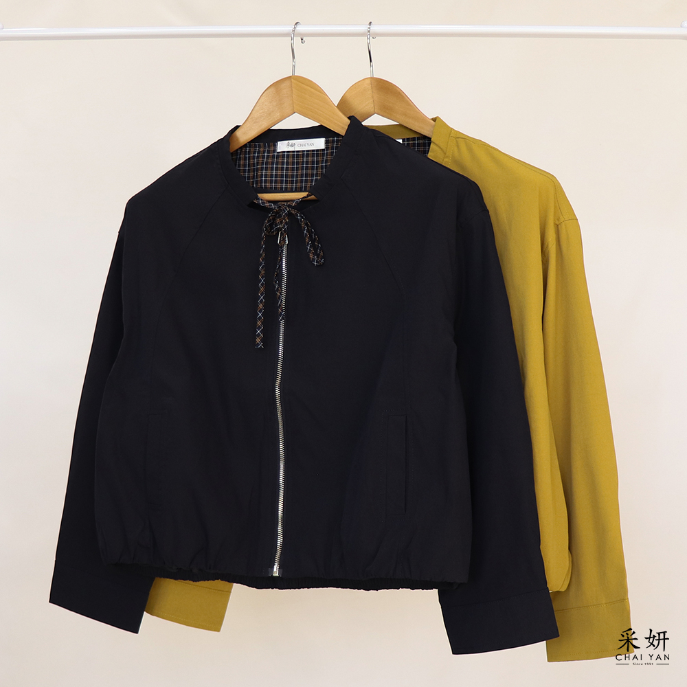 落肩格紋拼接抽繩拉鍊長袖外套