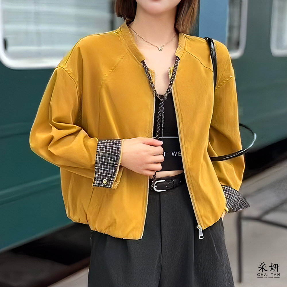 落肩格紋拼接抽繩拉鍊長袖外套