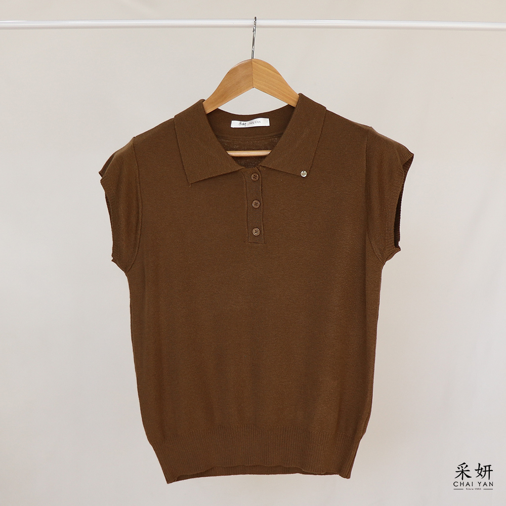 領子字母綴飾針織POLO領短袖上衣