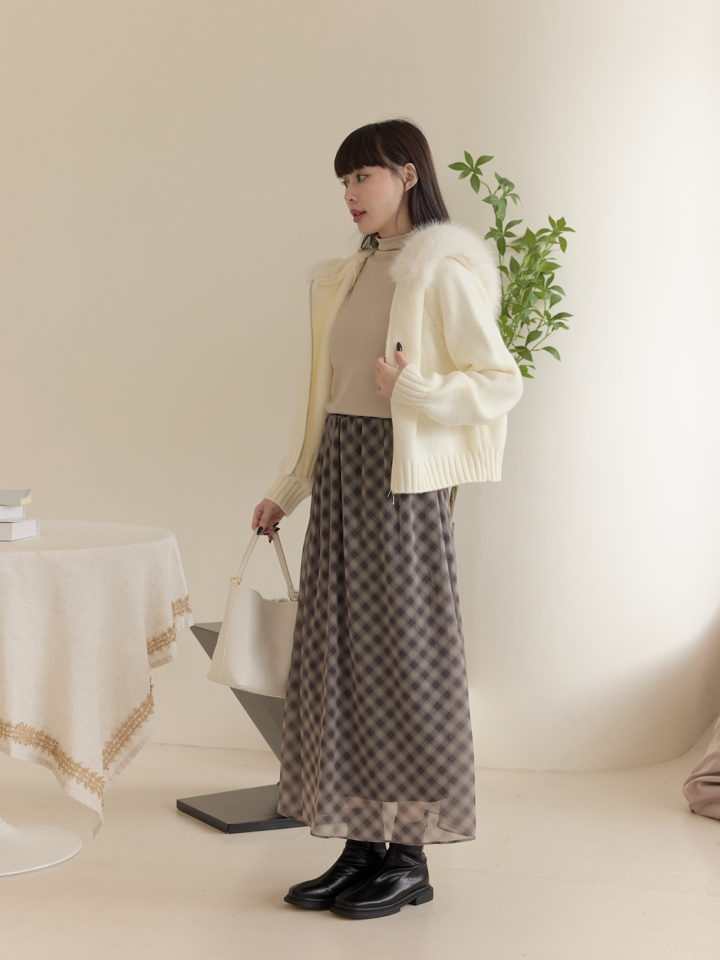 1105chu_0872.jpg 1105chu_0872.jpg