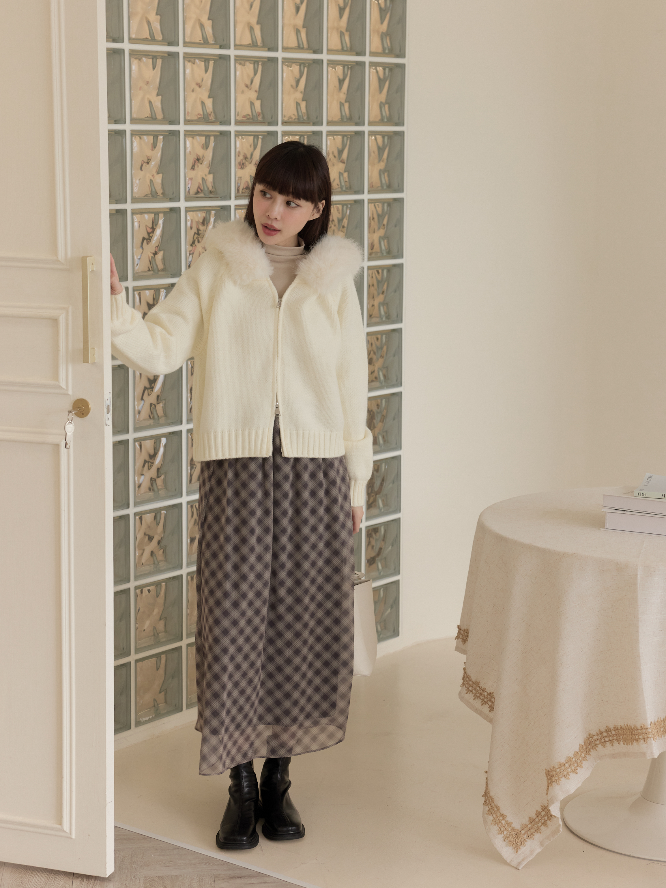 1105chu_0885.jpg 1105chu_0885.jpg