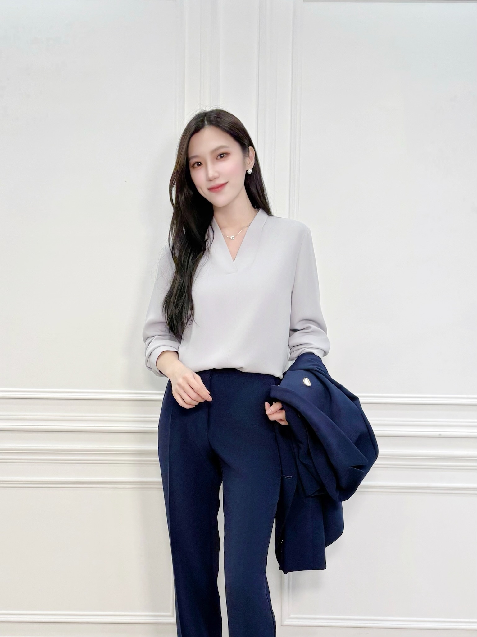 (職場必備)素面V領長袖上衣