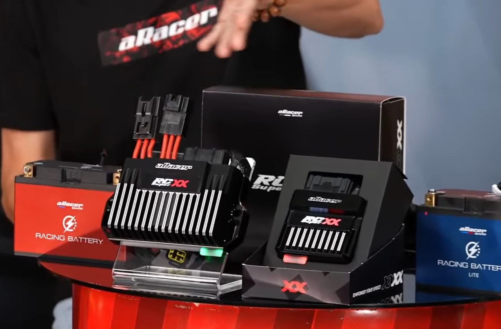 Aracer 史上最強ECU | RC SUPER XX