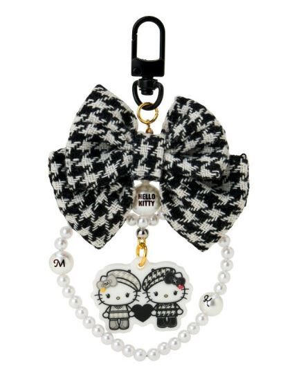Hello Kitty Swaying Ribbon Charm Keychain (Monochrome Girly Twin Coordinate)