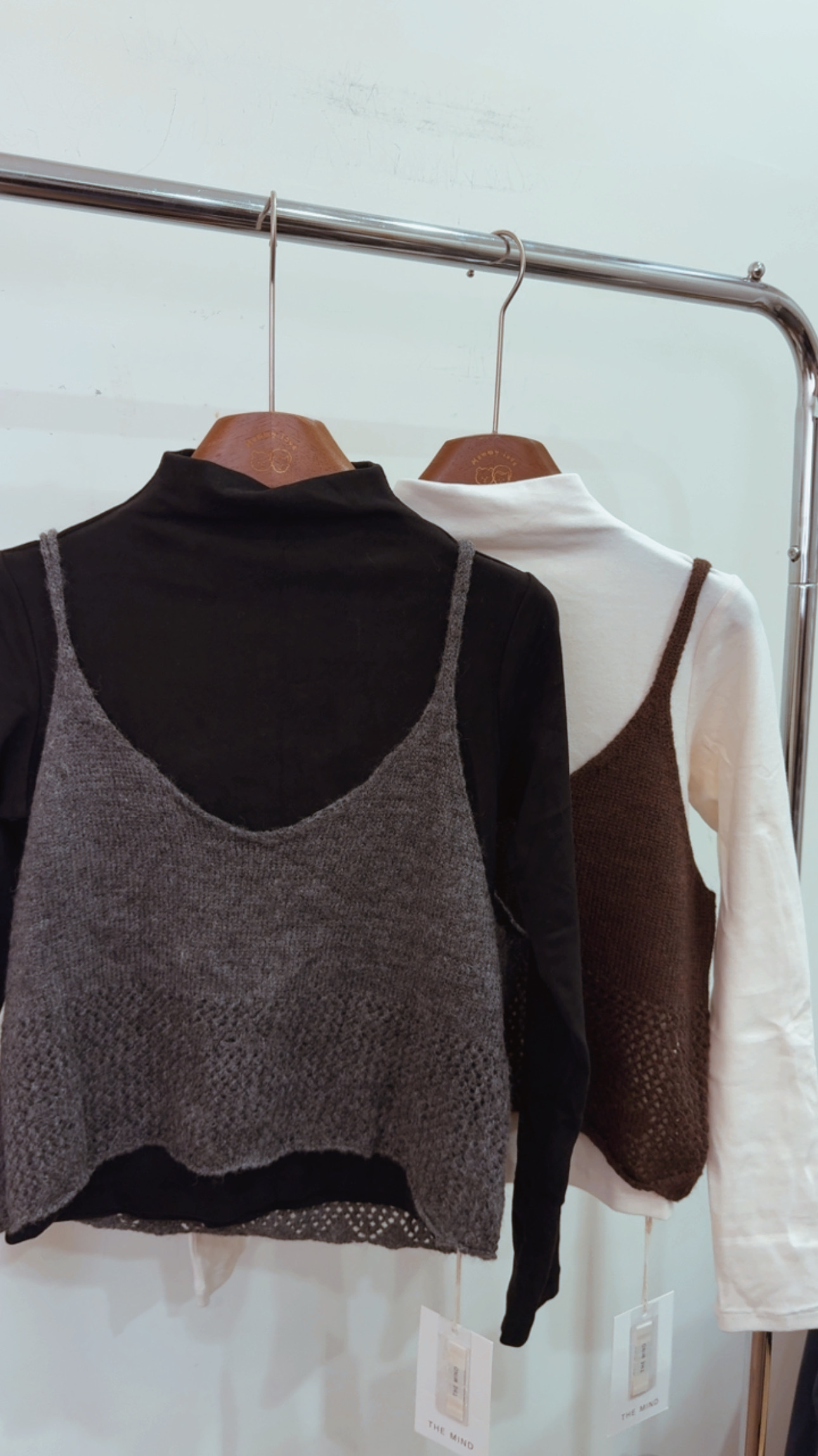 T5713Q微立領針織兩件式上衣