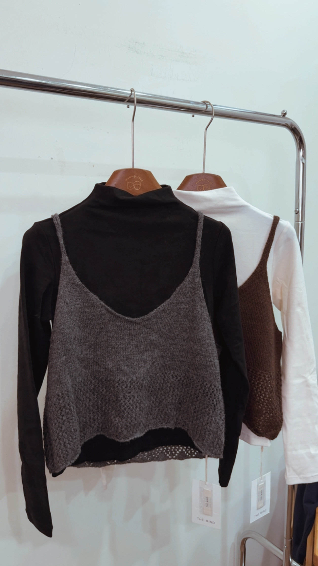 T5713Q微立領針織兩件式上衣