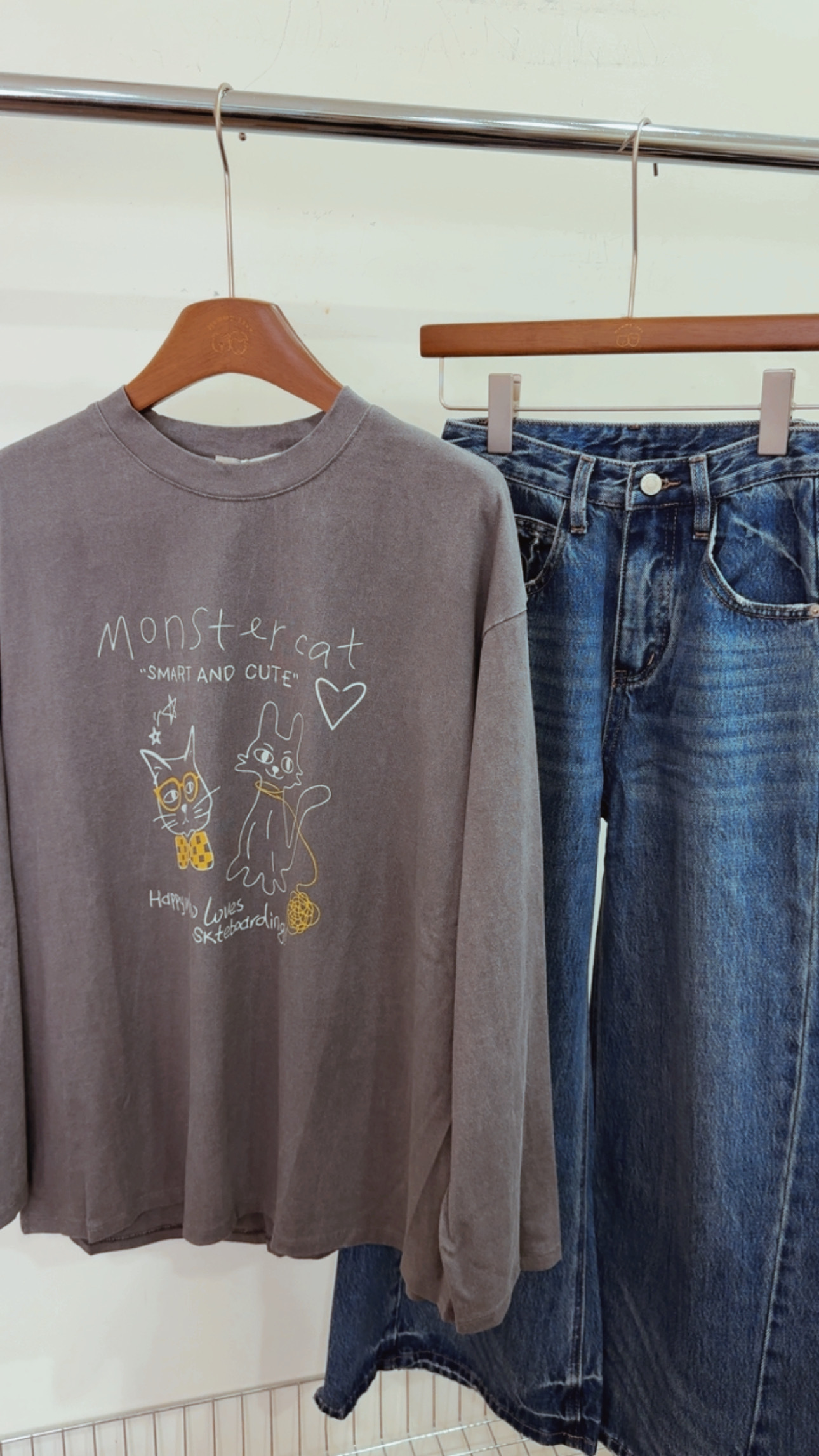 360水洗灰貓咪打底上衣