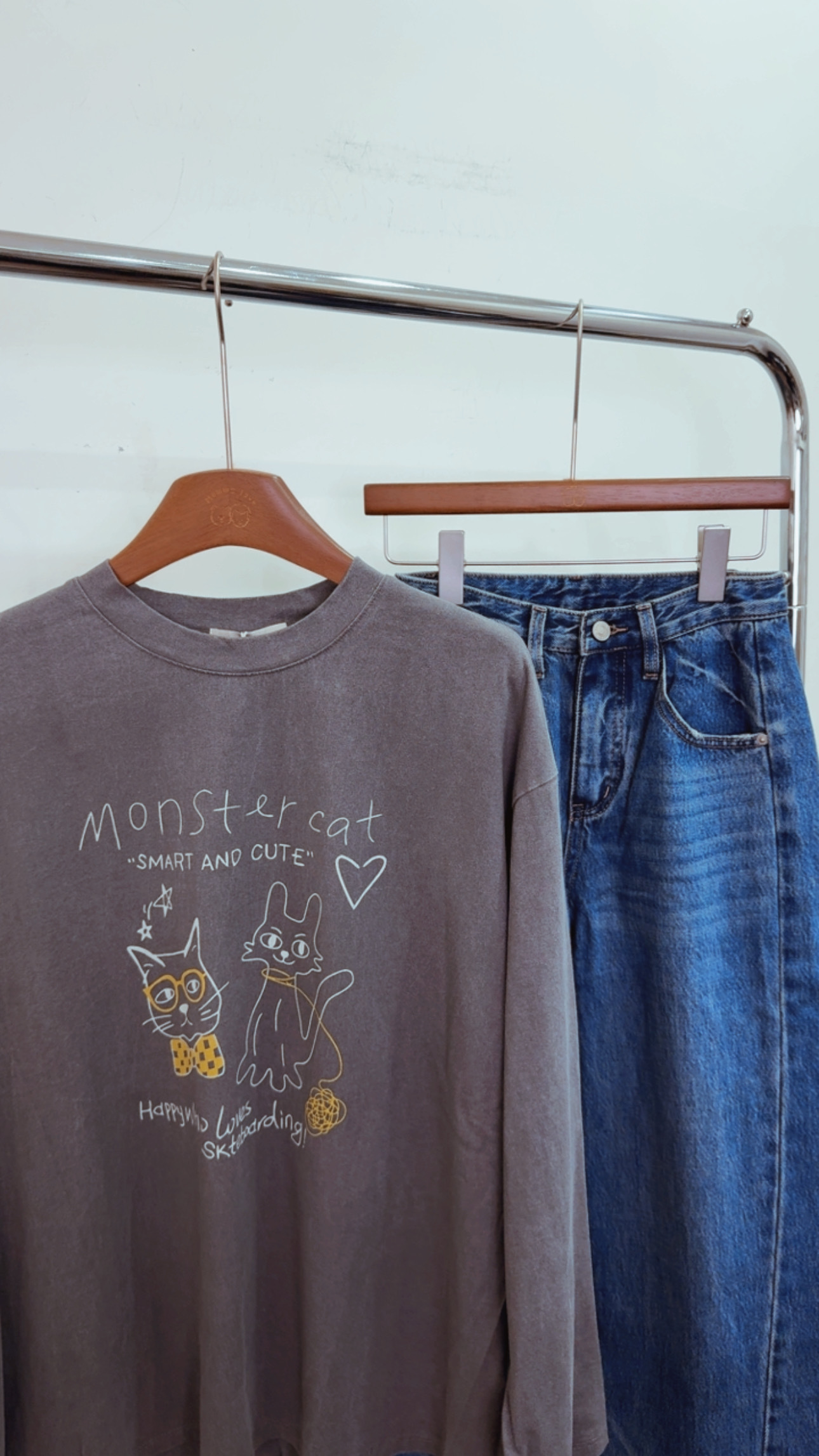 360水洗灰貓咪打底上衣