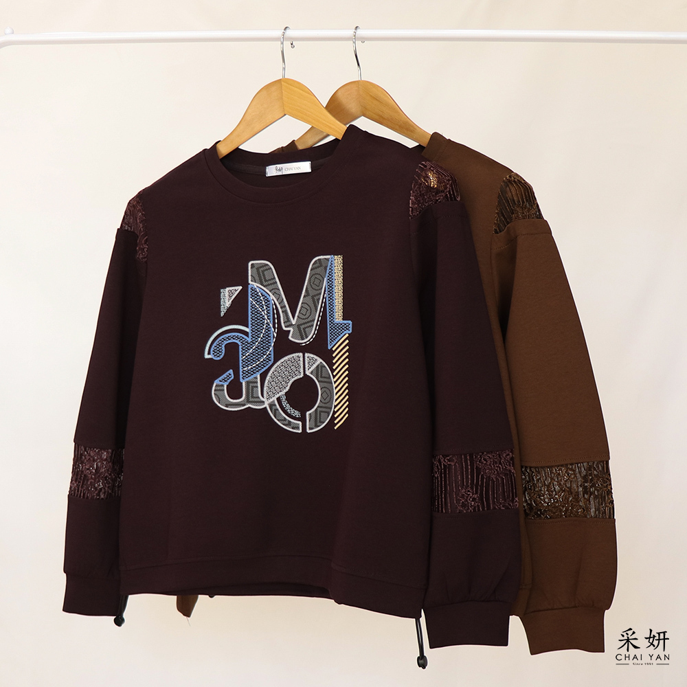 字母膠印蕾絲鏤空圓領長袖上衣