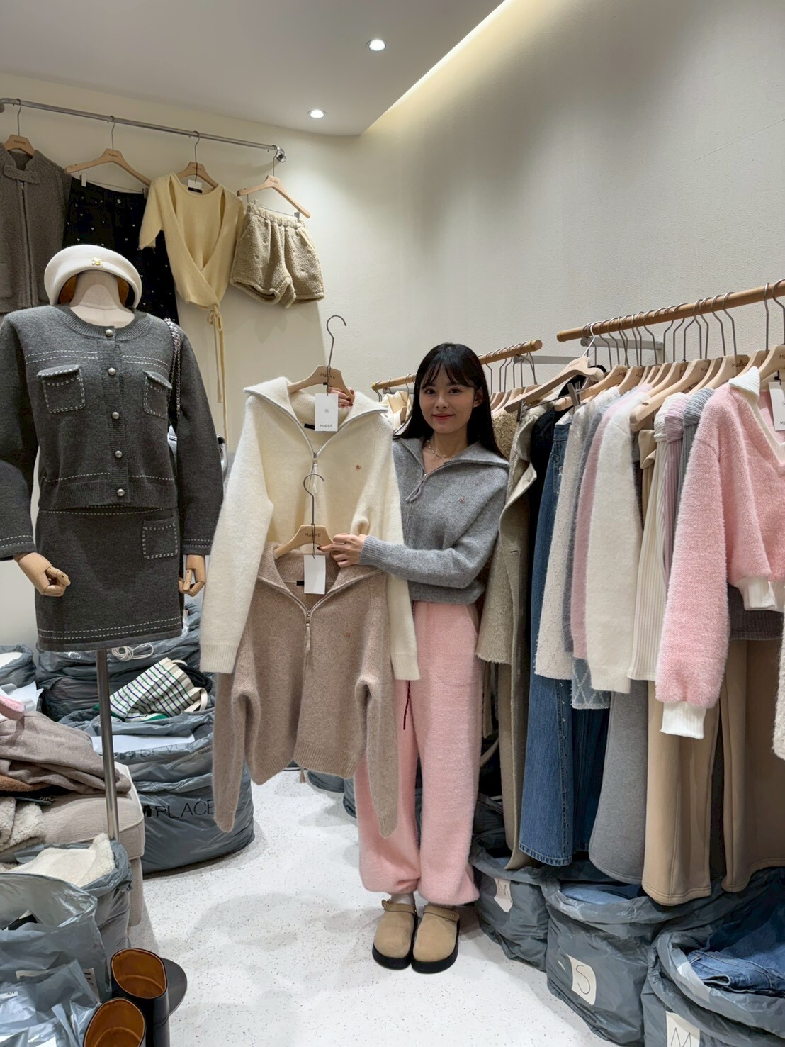 ME5228 溫柔高領拉鍊外套