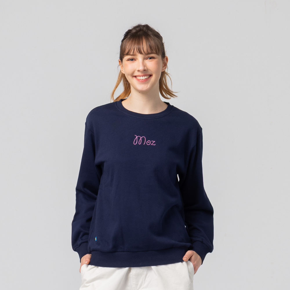 毛巾繡 駝鹿洞洞鞋旅行 100%純棉 大學T-深藍(亞洲版) 女款