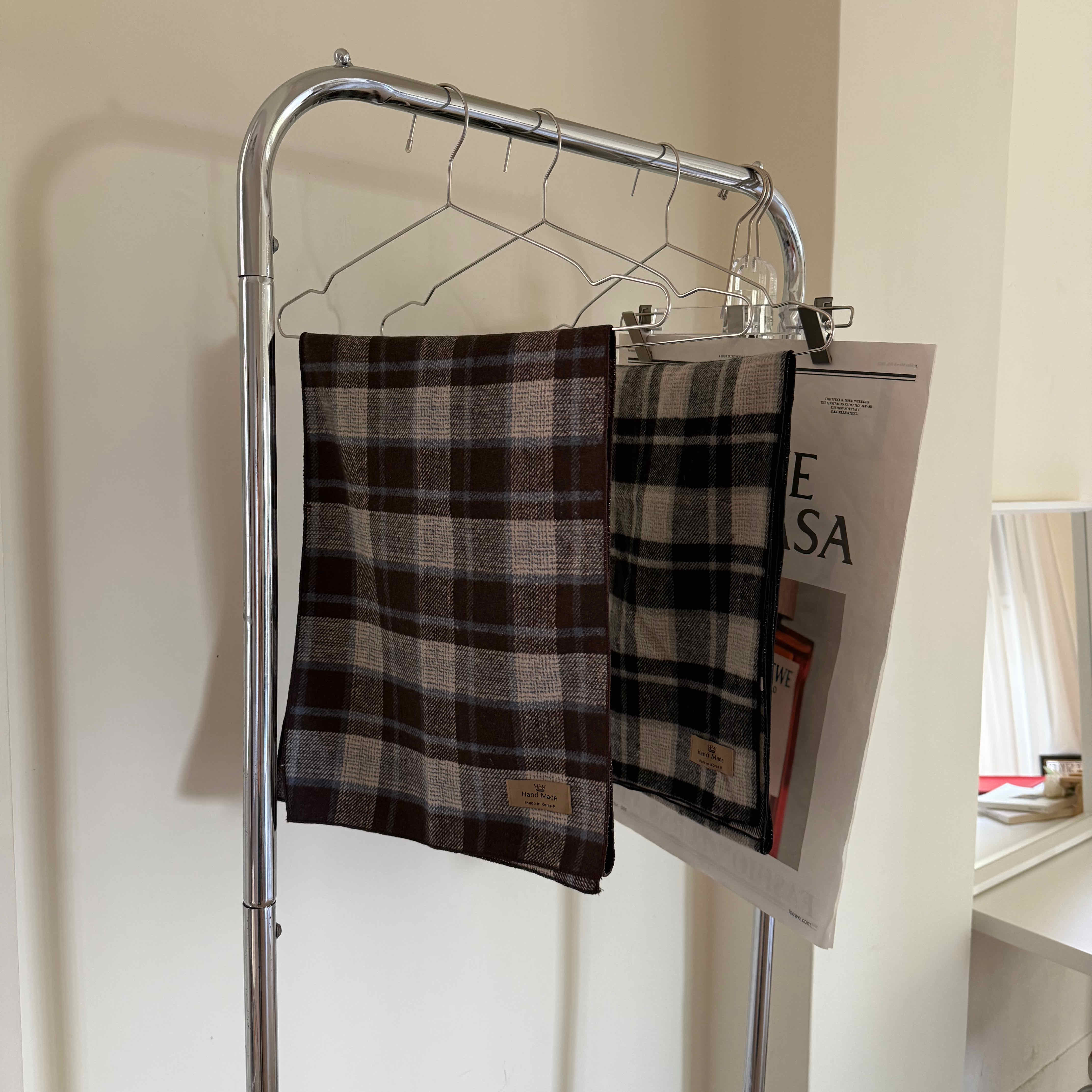 🇰🇷沈穩色系車邊格紋圍巾｜2 color