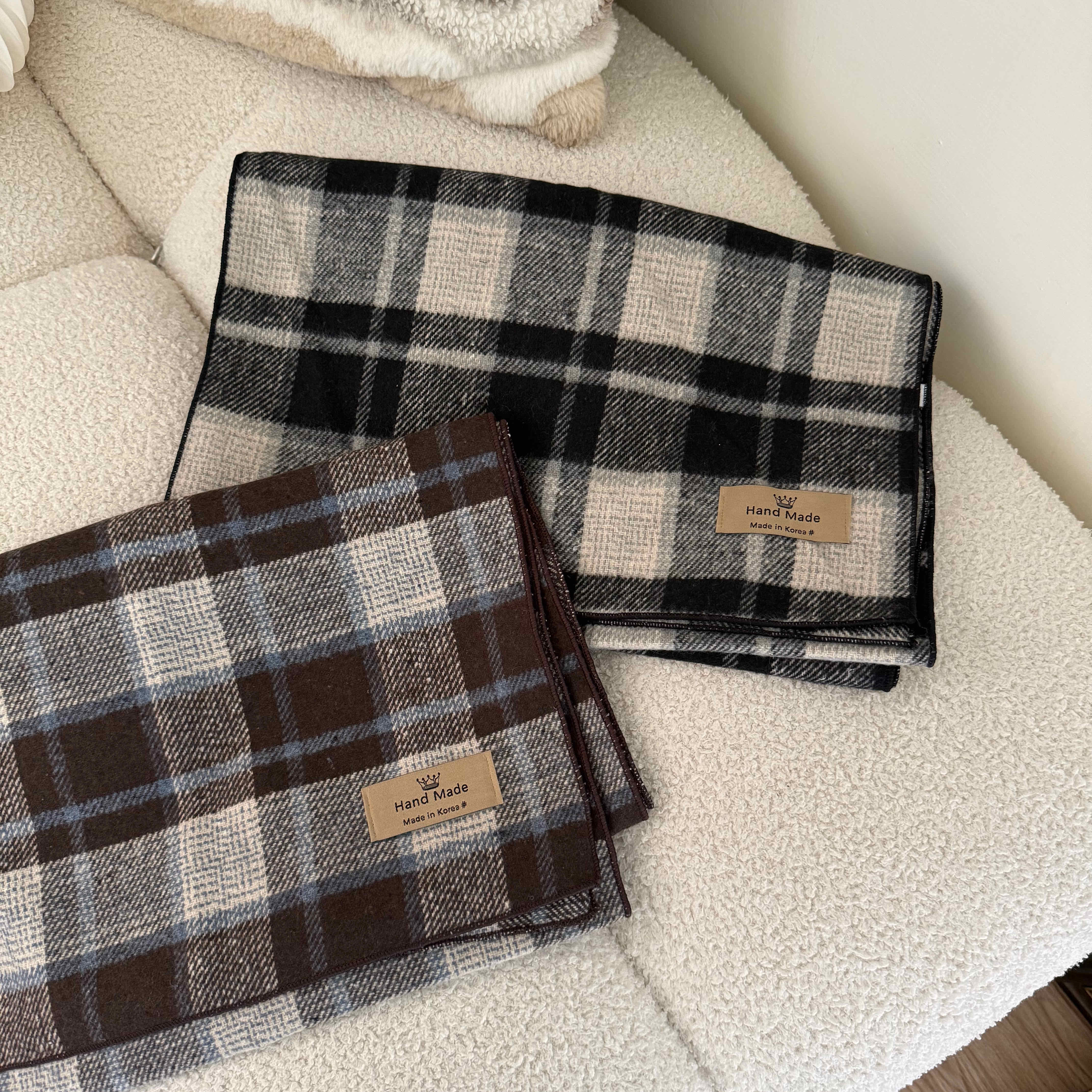 🇰🇷沈穩色系車邊格紋圍巾｜2 color