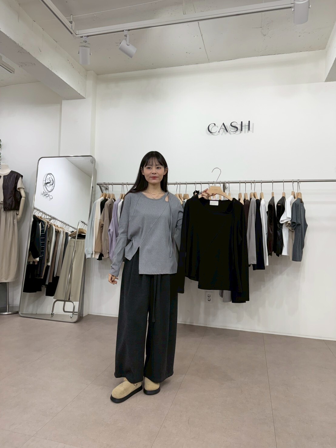 CA5207 修身感開洞綁帶上衣