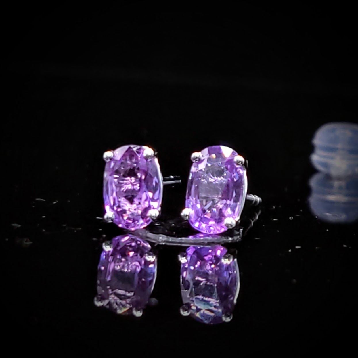 18K White Gold 1.16ct Sapphire Earrings