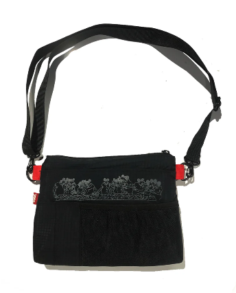 WADEZIG! BAG - KAPEZIG! ARTIST SERIES SMALLBAG BLACK