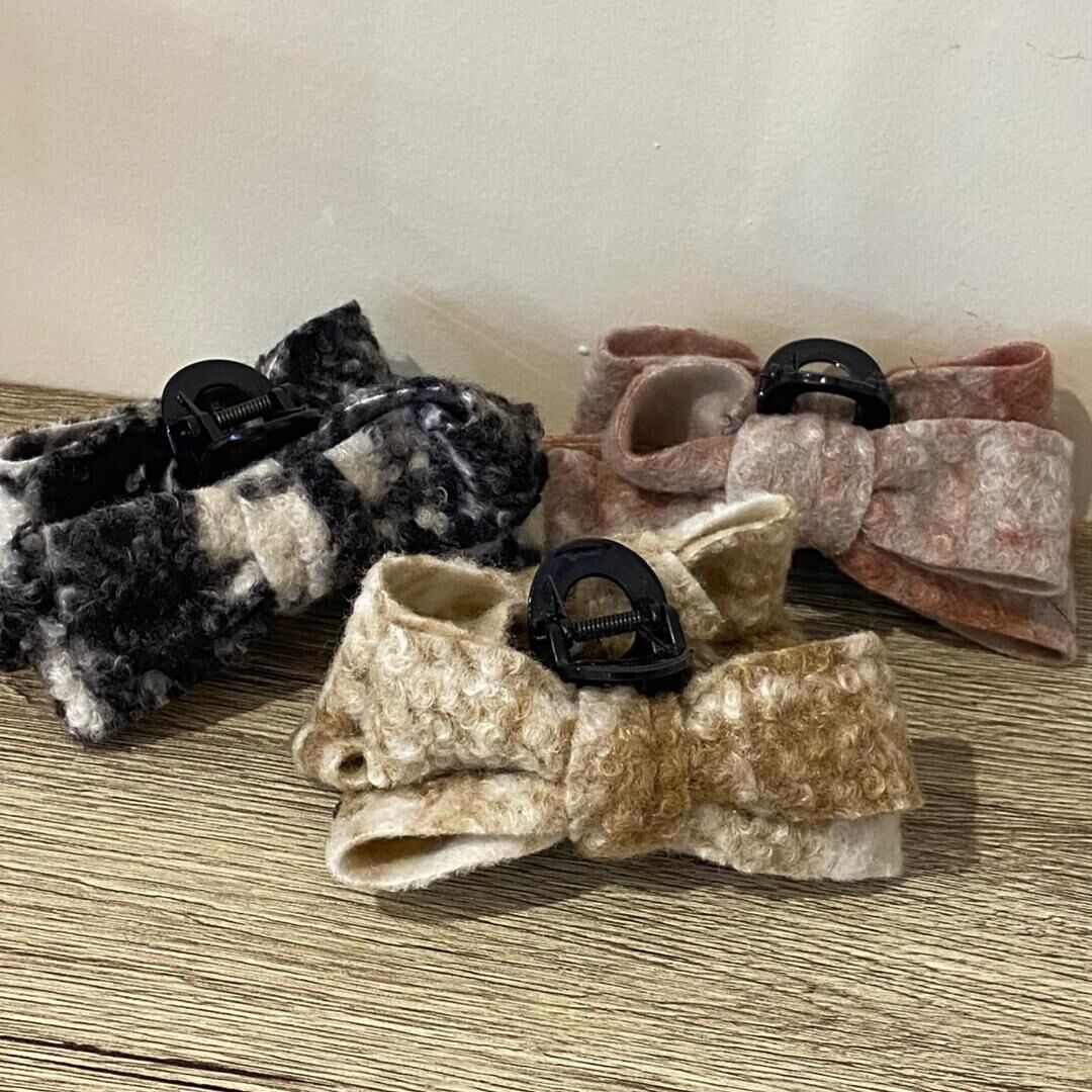 Winter Houndstooth XXL Ribbon Hair Claw