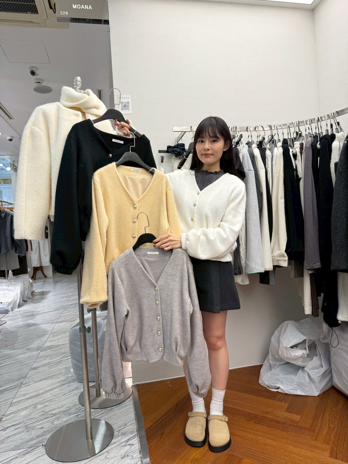 MK5206 優雅氣球袖金扣外套 *特價* (購物金不適用)