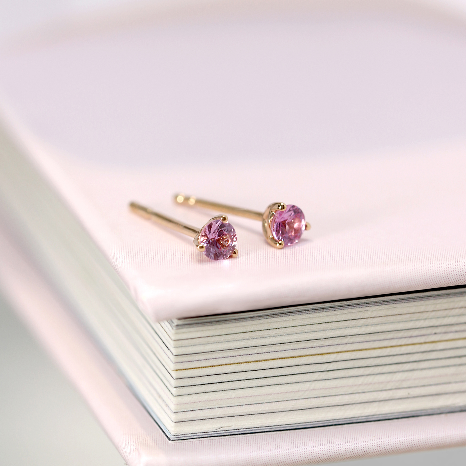 【現貨】Pink Dream 粉紅藍寶石耳環