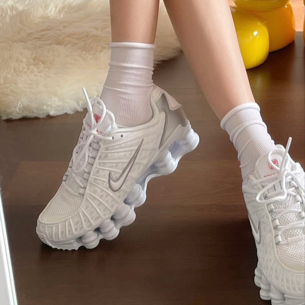 NIKE SHOX TL 白銀 白色 灰色 彈簧鞋 緩震 氣墊 男鞋 AV3595-100 / 預購