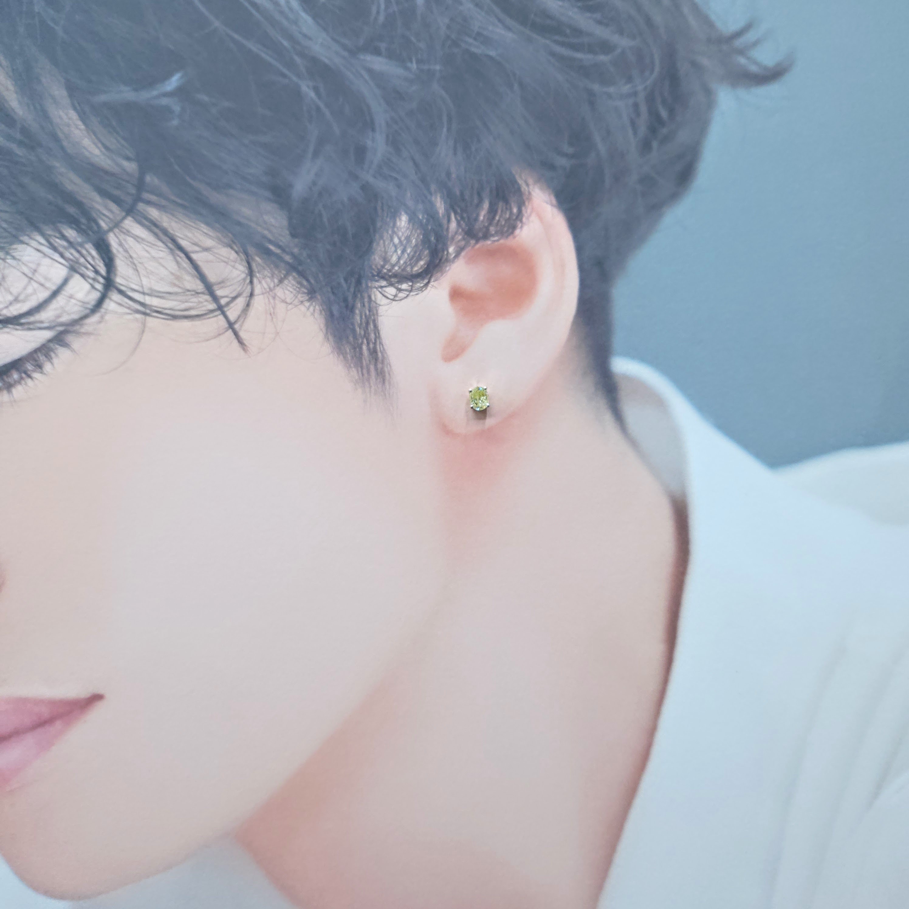 18K White Gold 0.55ct Fancy Yellow Oval Cut Diamond Single Earring