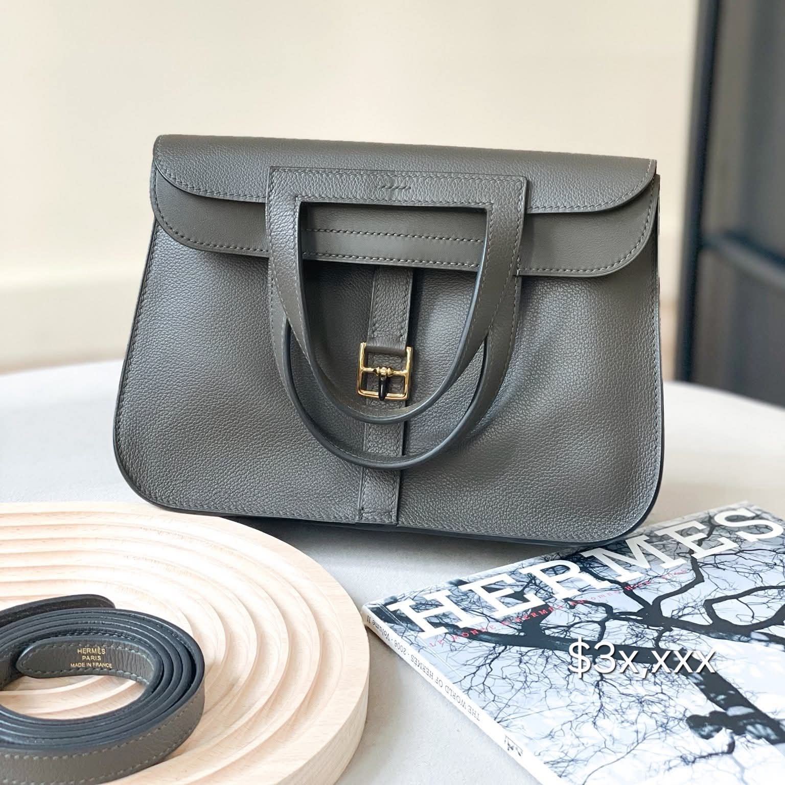 Preloved Hermès Halzan 25 Evercolor Leather  Vert De Gris GHW HK$3x,xxx  (HK$2,000 即時落訂)