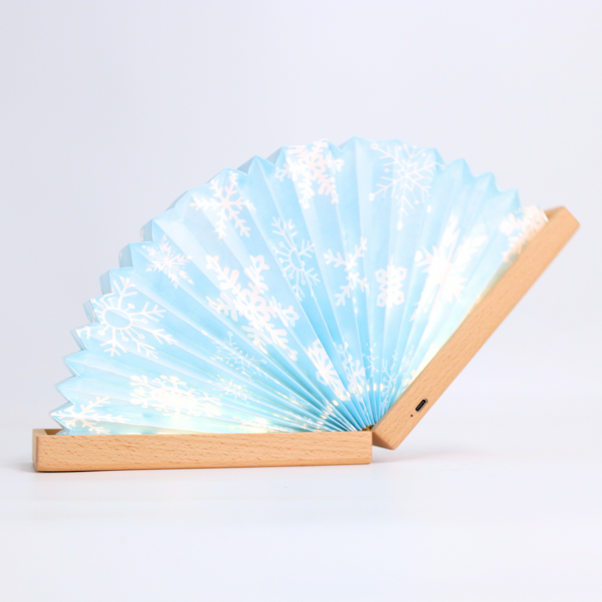 Origami fan-shaped Light (Small) - Snowflakes