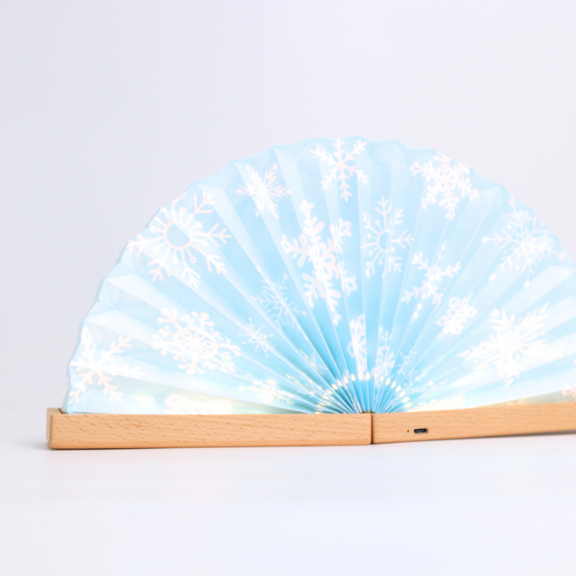 Christmas Origami fan-shaped Light (Small) - Snowflakes