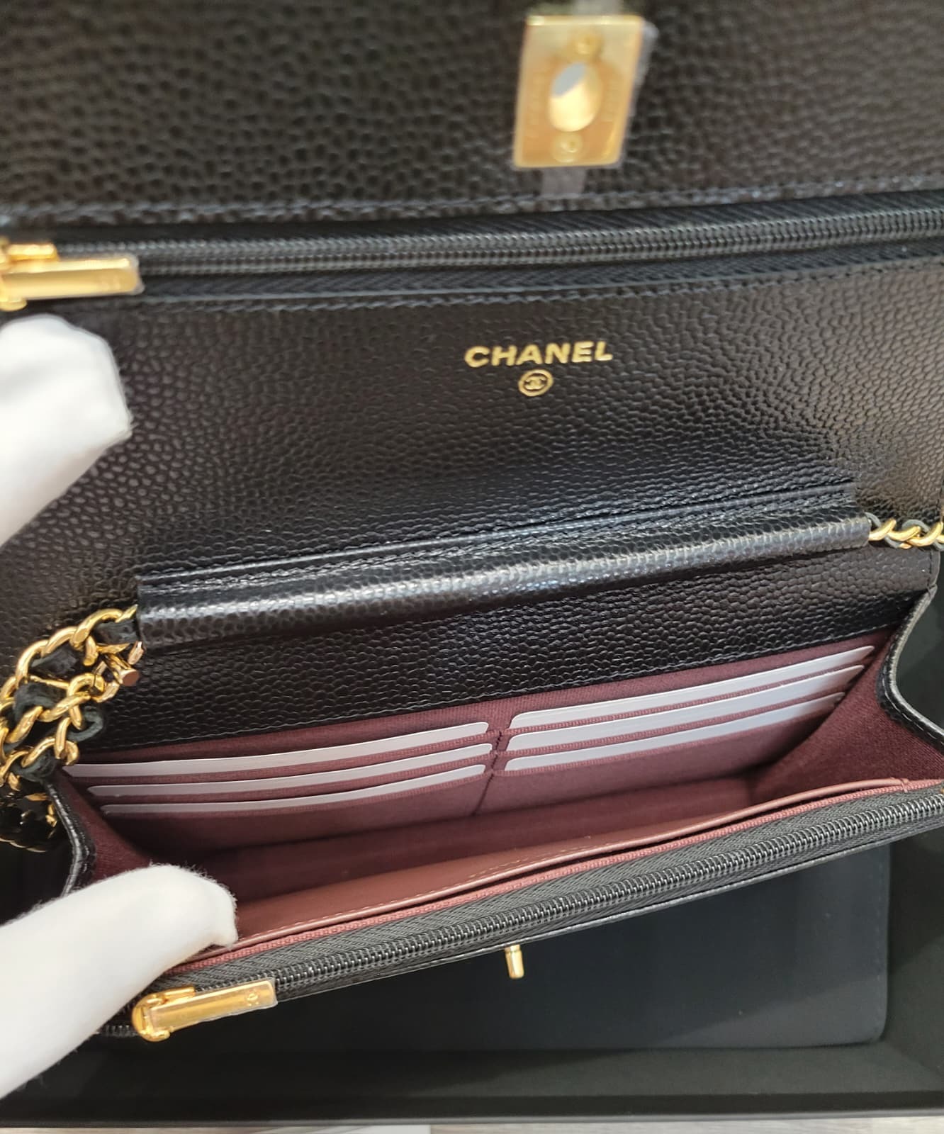 CHANEL AP4241 WOC BLACK GOLD CAVIAR 黑色金扣牛皮