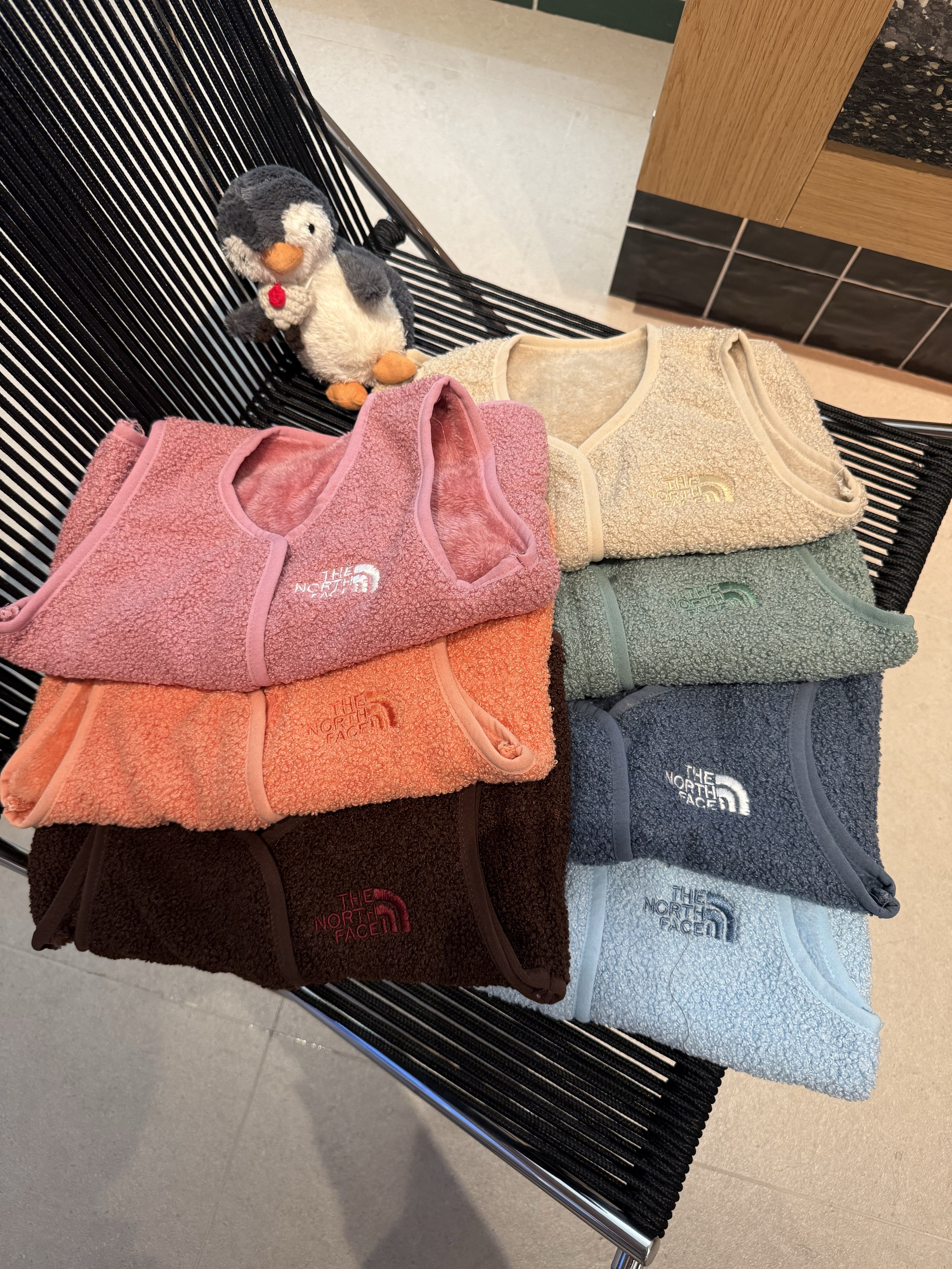 𝐓𝐡𝐞 𝐍𝐨𝐫𝐭𝐡 𝐅𝐚𝐜𝐞 羔羊毛背心 第2團