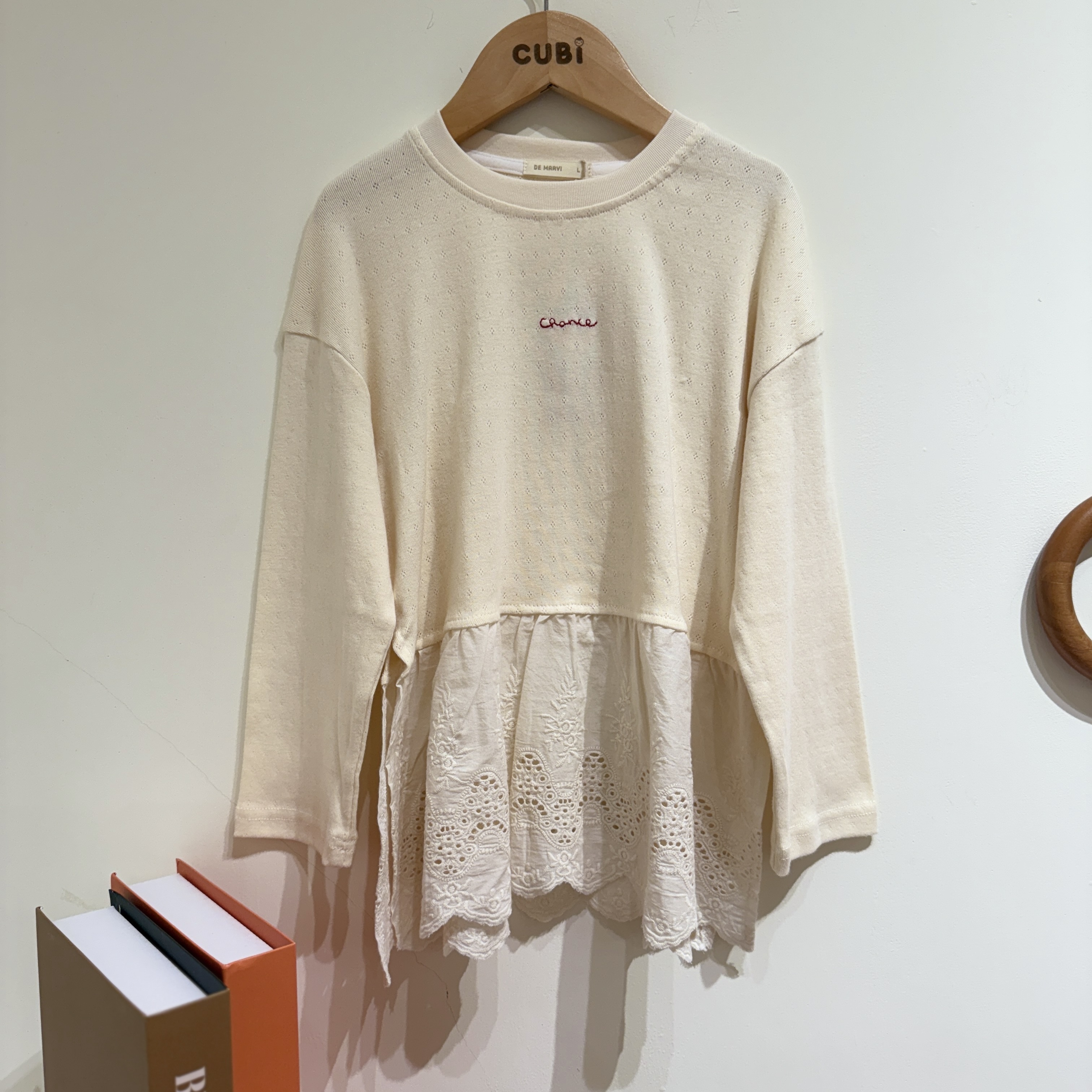 韓國 De Marvi - 25秋 蕾絲上衣