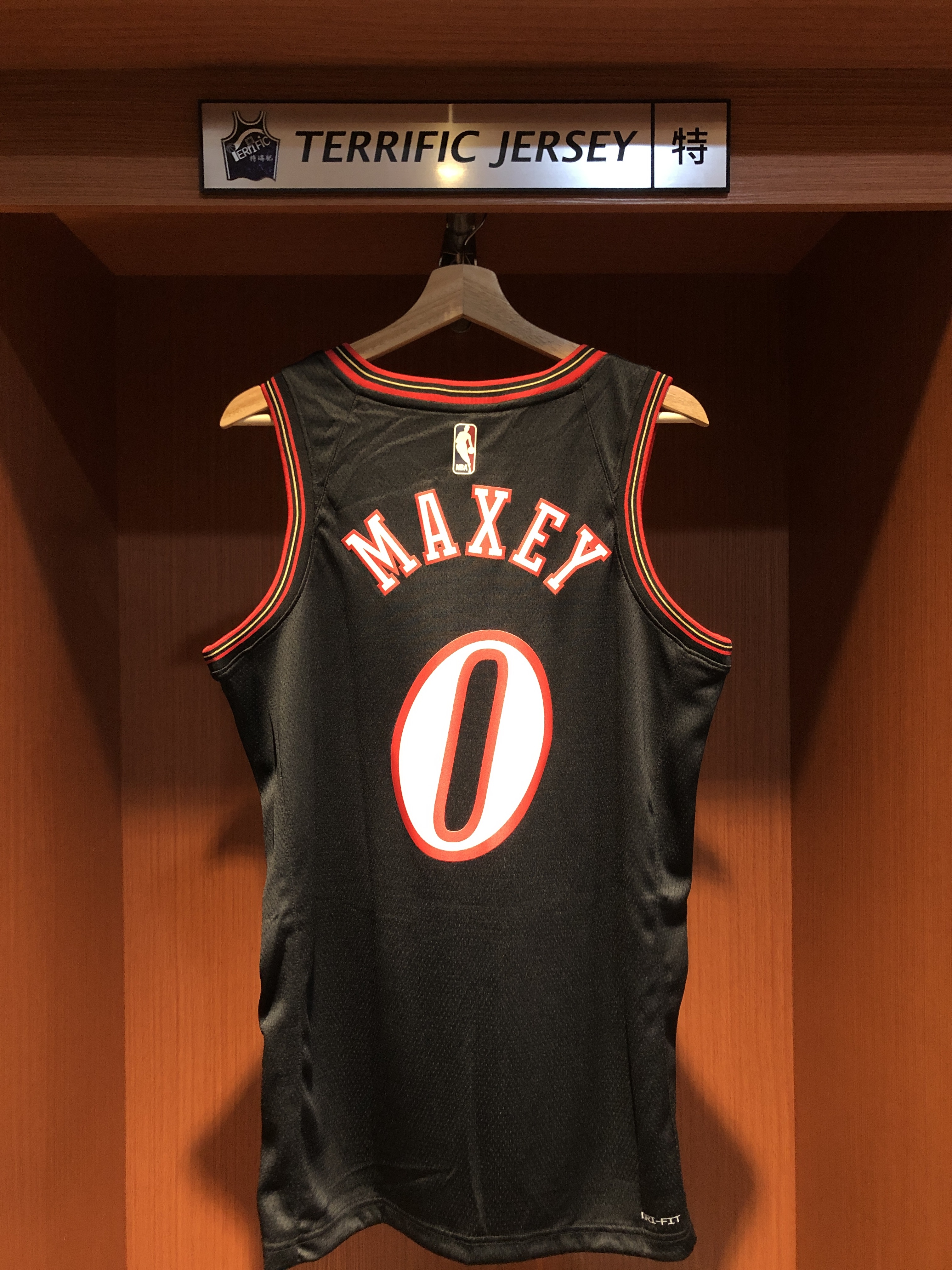 NBA球衣 Tyrese Maxey 費城七六人復古 黑流星 HWC Nike Swingman 球迷版 熱轉印 全新