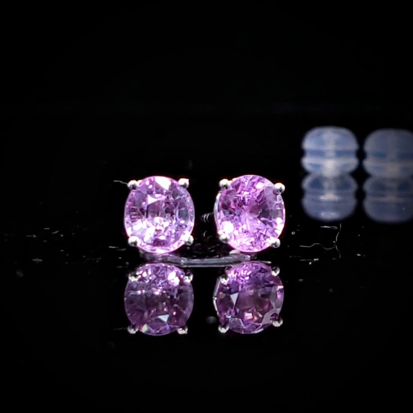 全新18K白金【主石1卡42份粉紅藍寶】耳環