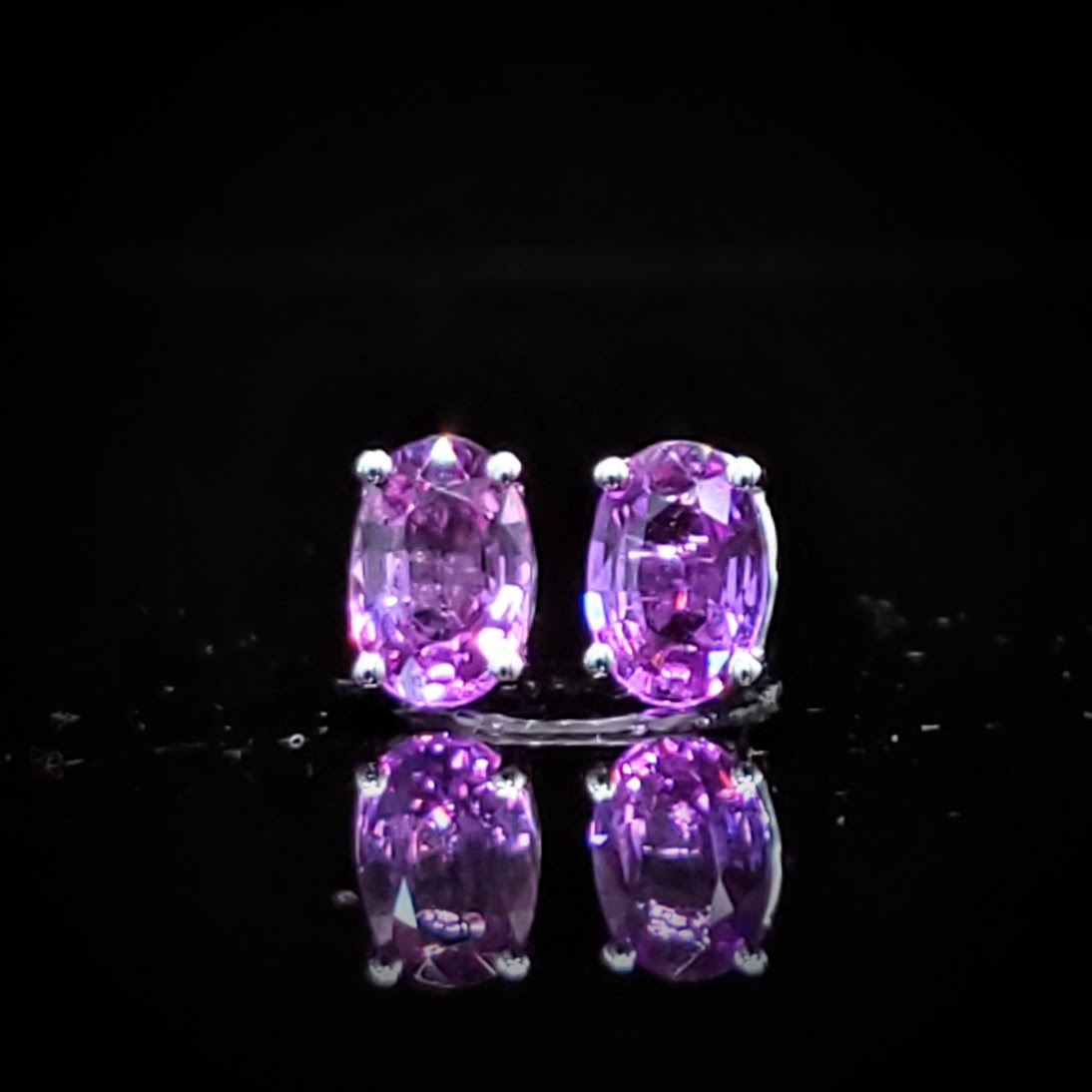 全新18K白金【主石1卡17份紫藍寶】耳環