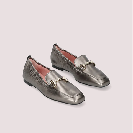 1PB0109-029 [PRETTY BALLERINAS] Camille Silver Metallic Leather Loafers #50172_F (BR)
