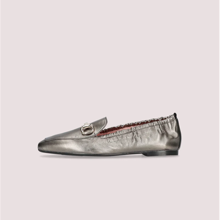 1PB0109-029 [PRETTY BALLERINAS] Camille Silver Metallic Leather Loafers #50172_F (BR)