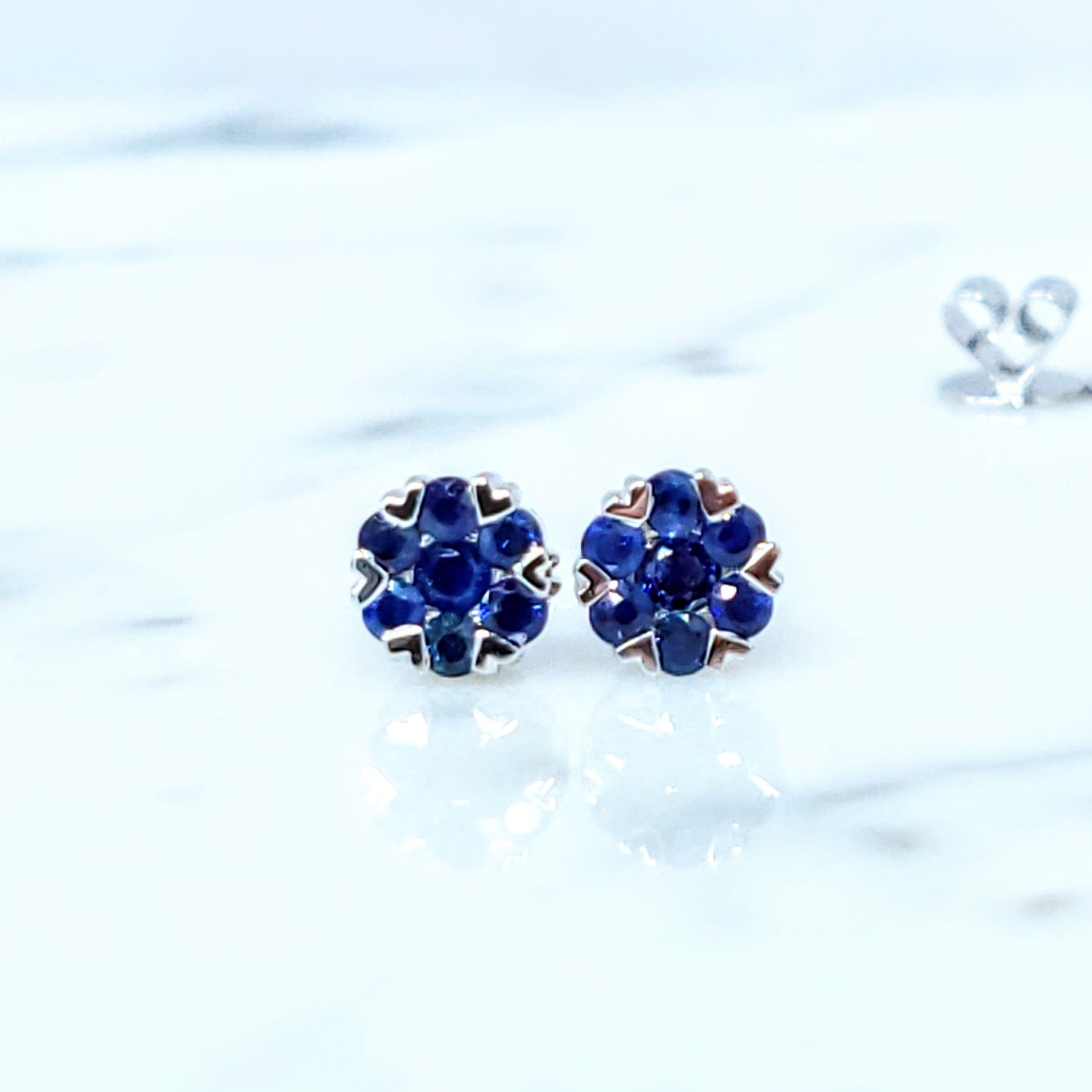 18K White Gold 0.51ct Sapphire Earrings