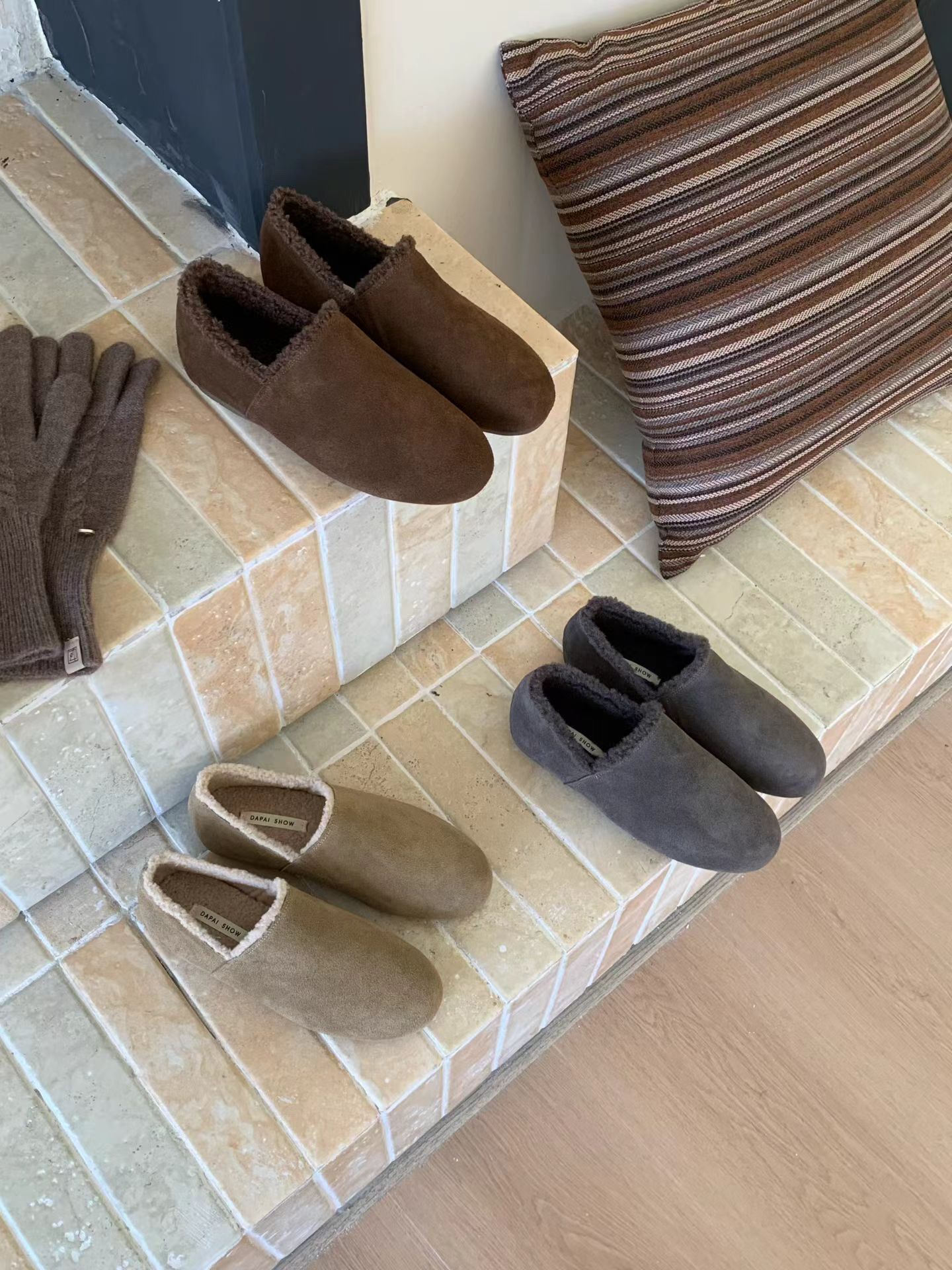 尖頭真皮麂皮毛毛鞋