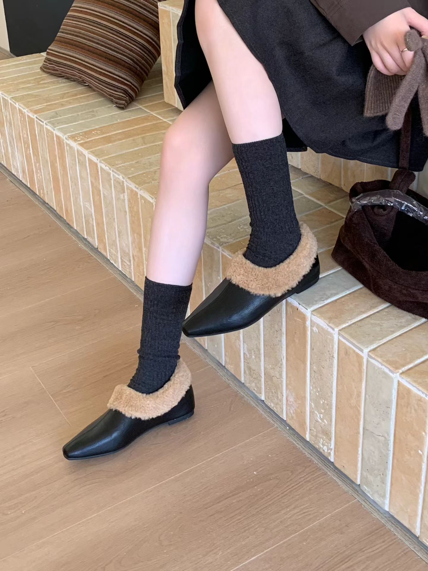 羊羔毛尖頭單鞋(卡其37.黑39)