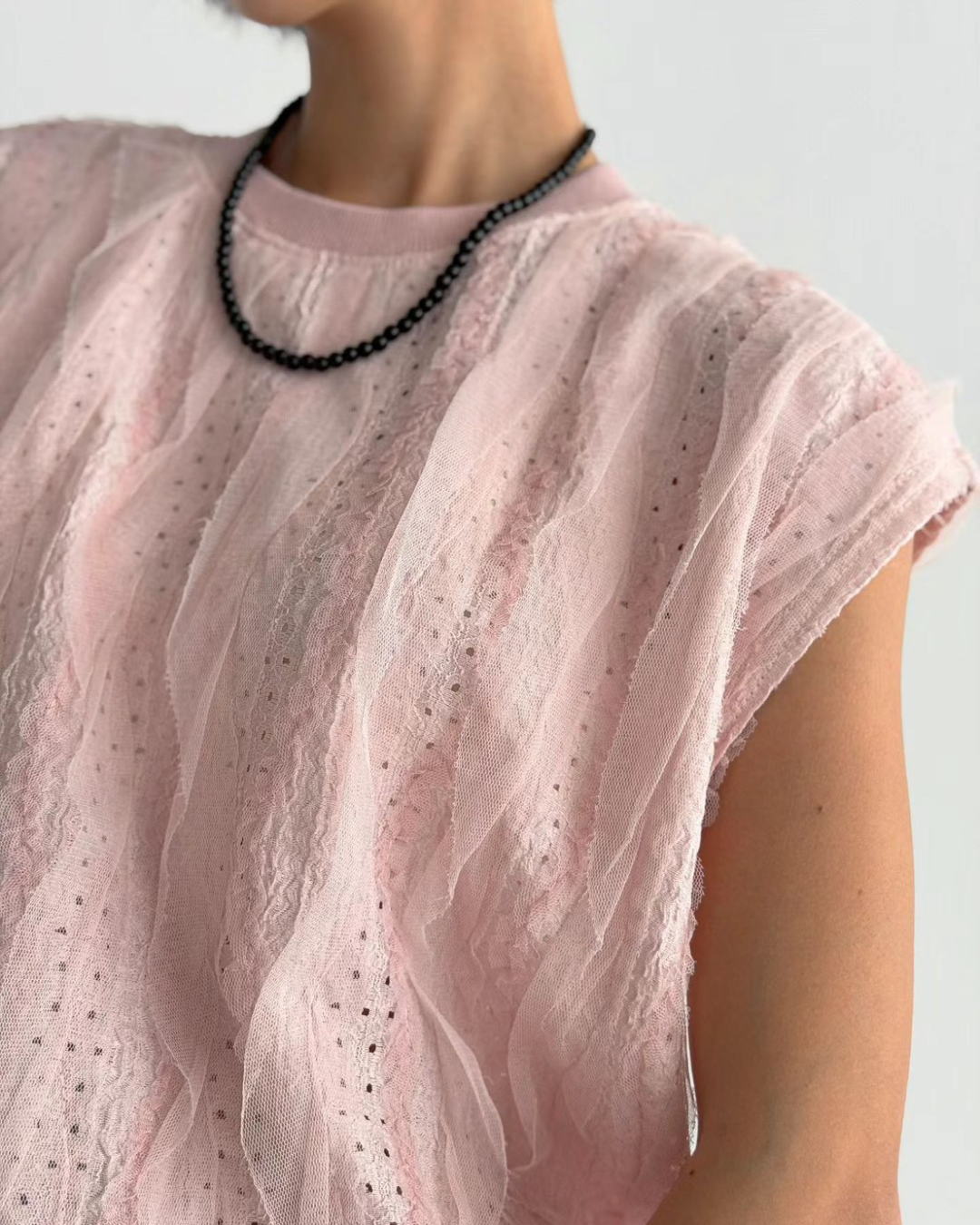 Marie-Marie  透膚蕾絲感疊搭針織背心