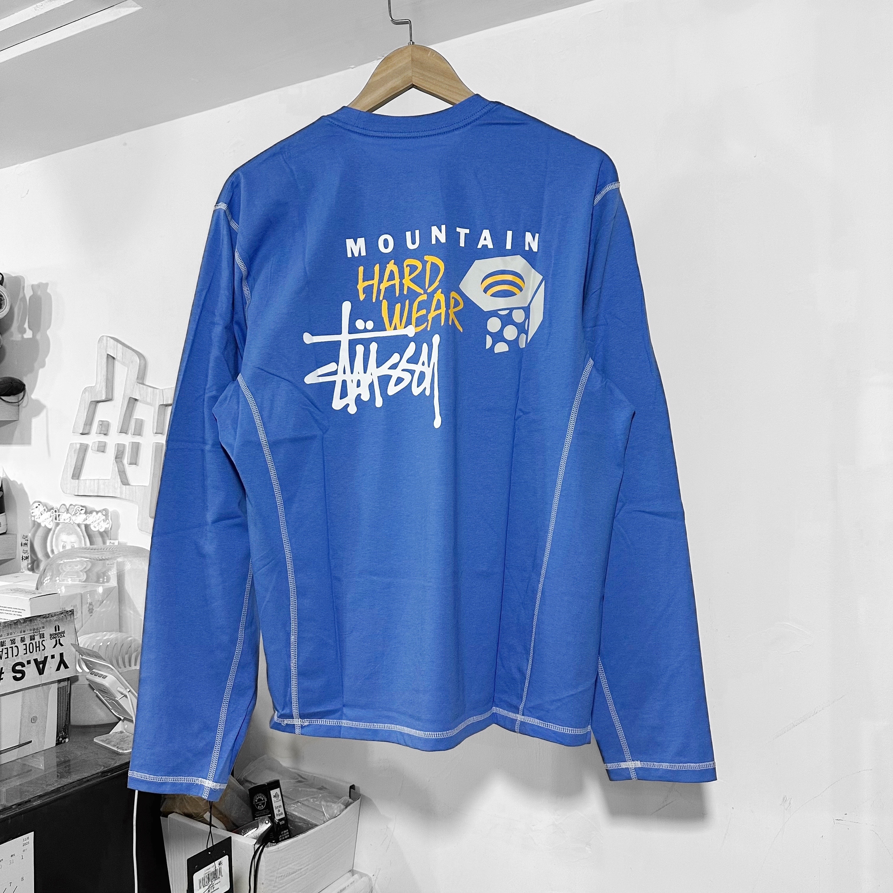 STÜSSY & MOUNTAIN HARDWEAR LS TEE  Artic Sky