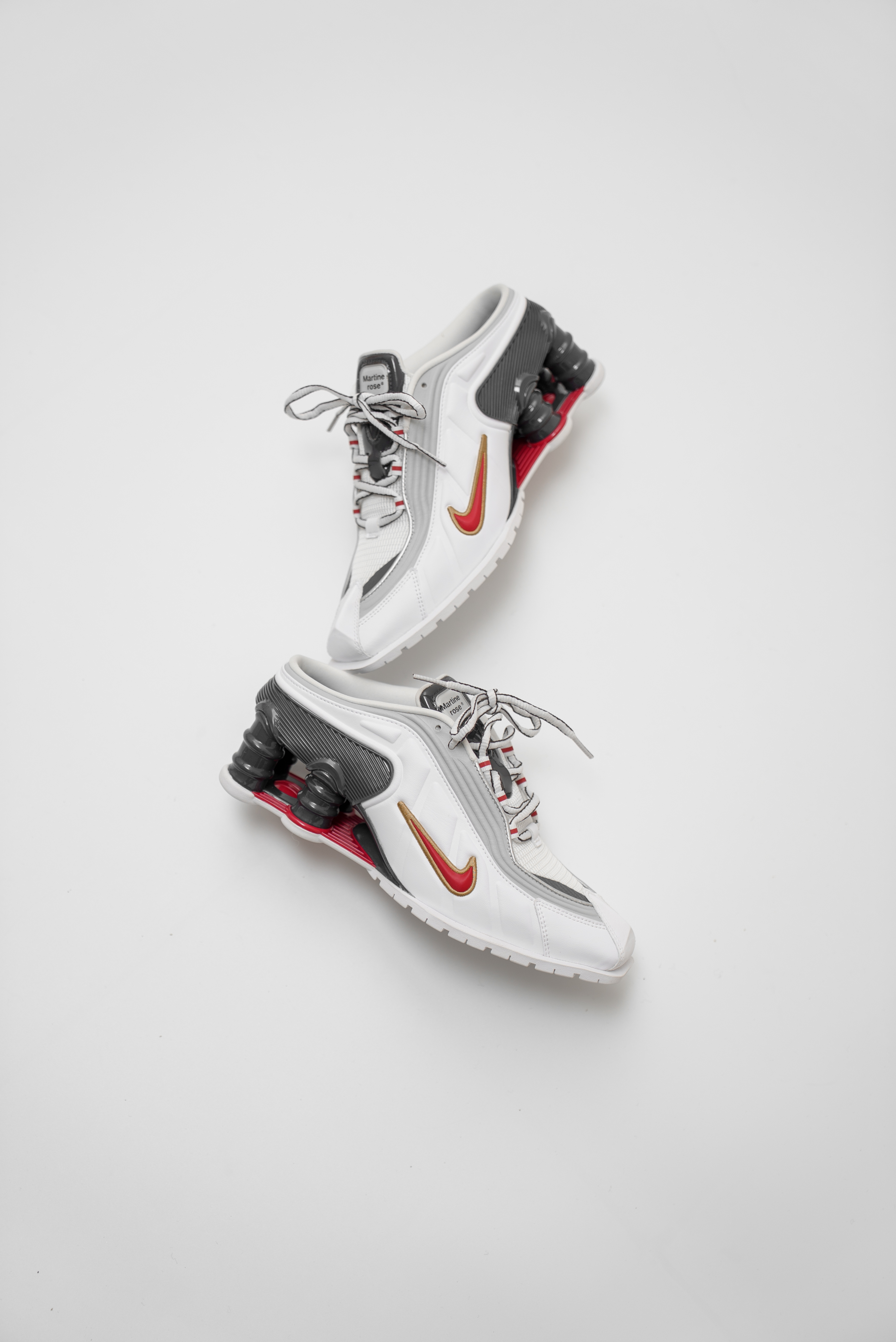 【Focus Store】部分現貨 Martine Rose x Nike Shox MR4 Wmns "White and Varsity Red" 白紅 IM5420-100