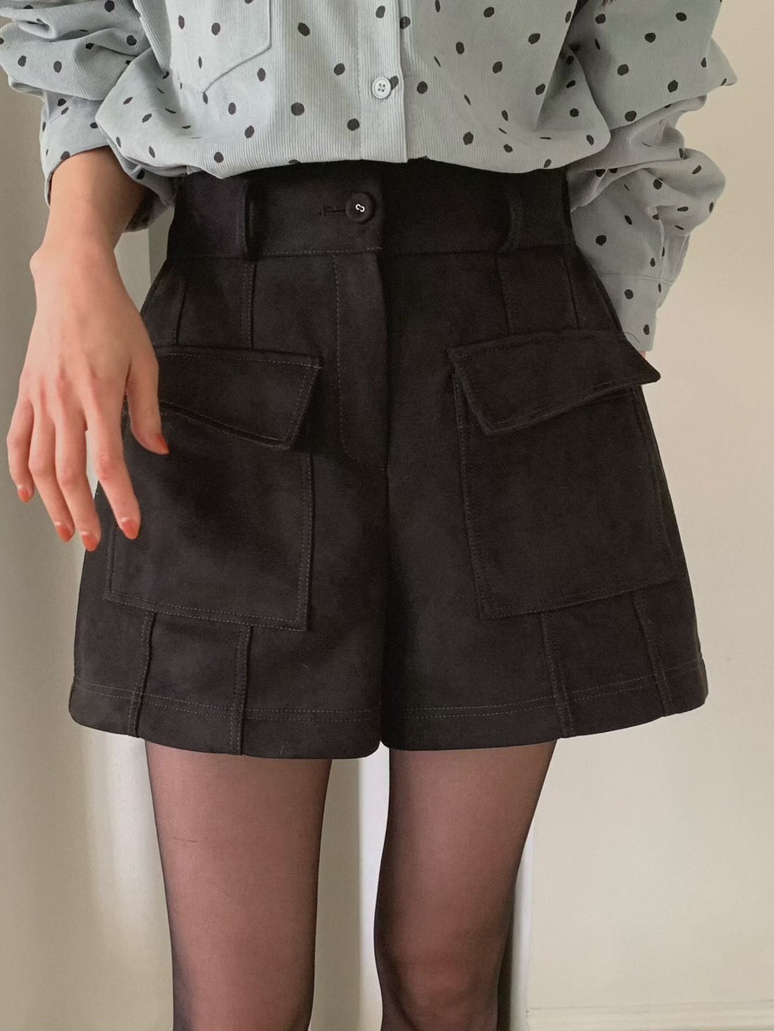 絨面高腰口袋短褲