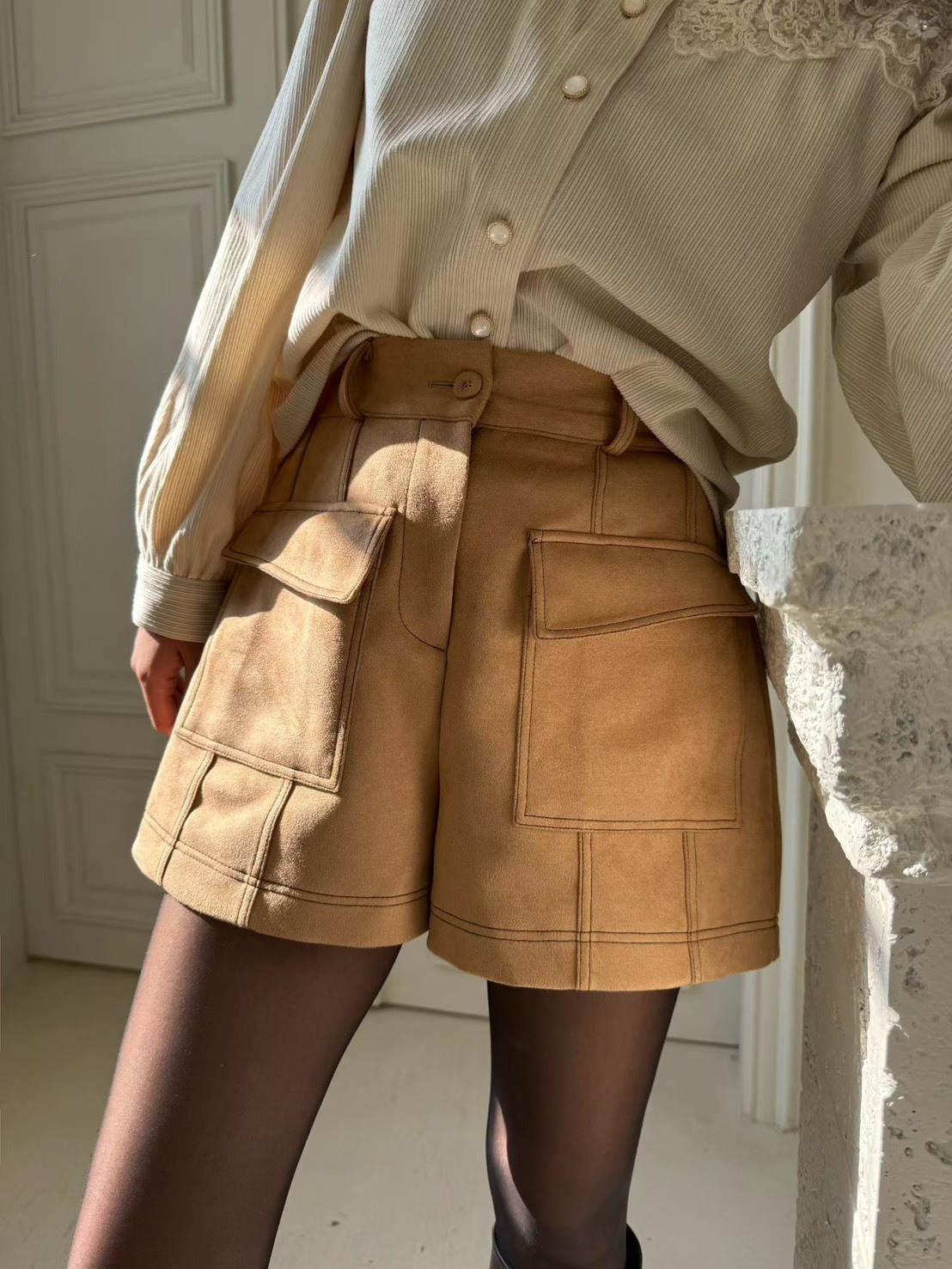 絨面高腰口袋短褲