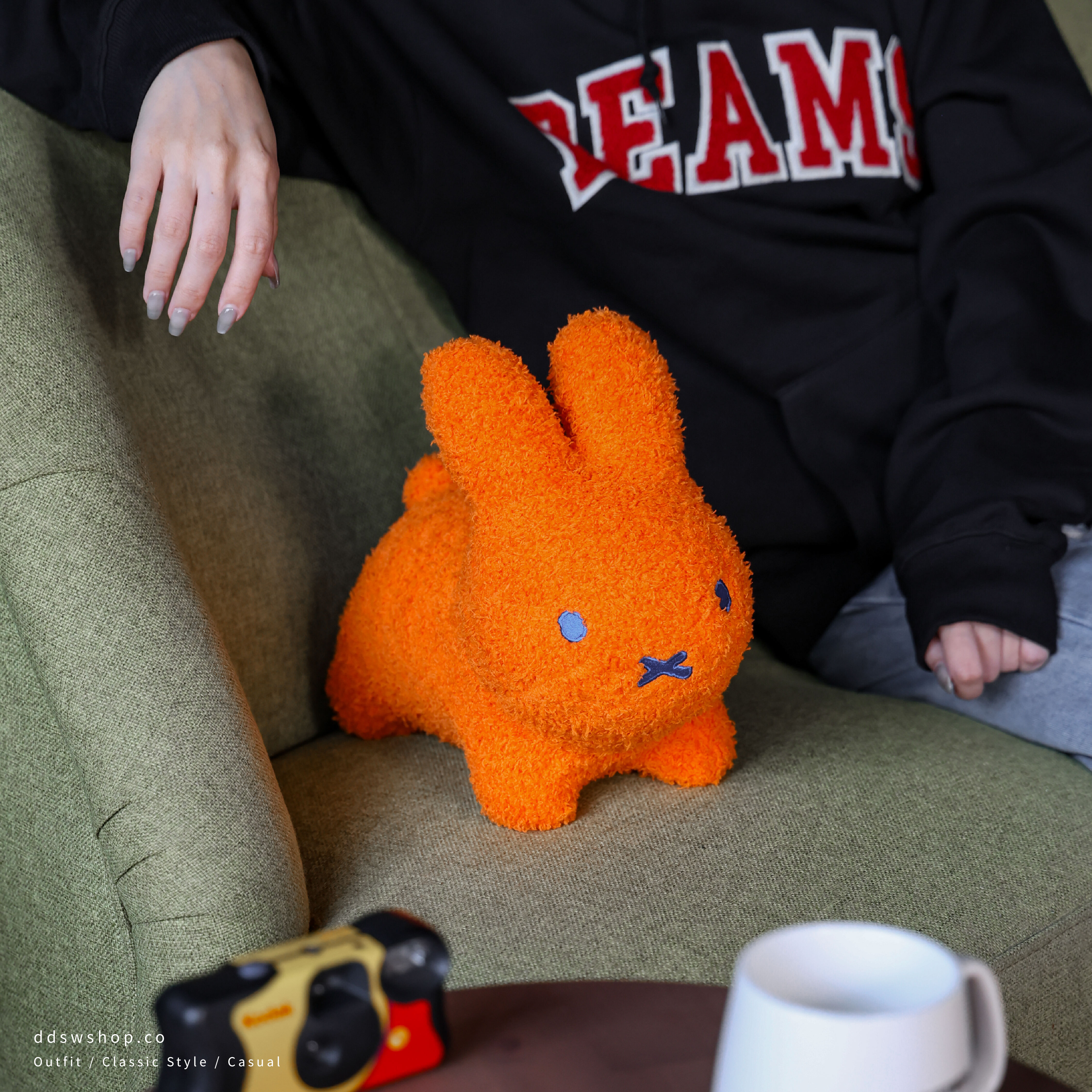 "代購" BEAMS JAPAN ides × MEDICOM TOY  Bruna Bonbon 迷你兔 BEAMS 限定