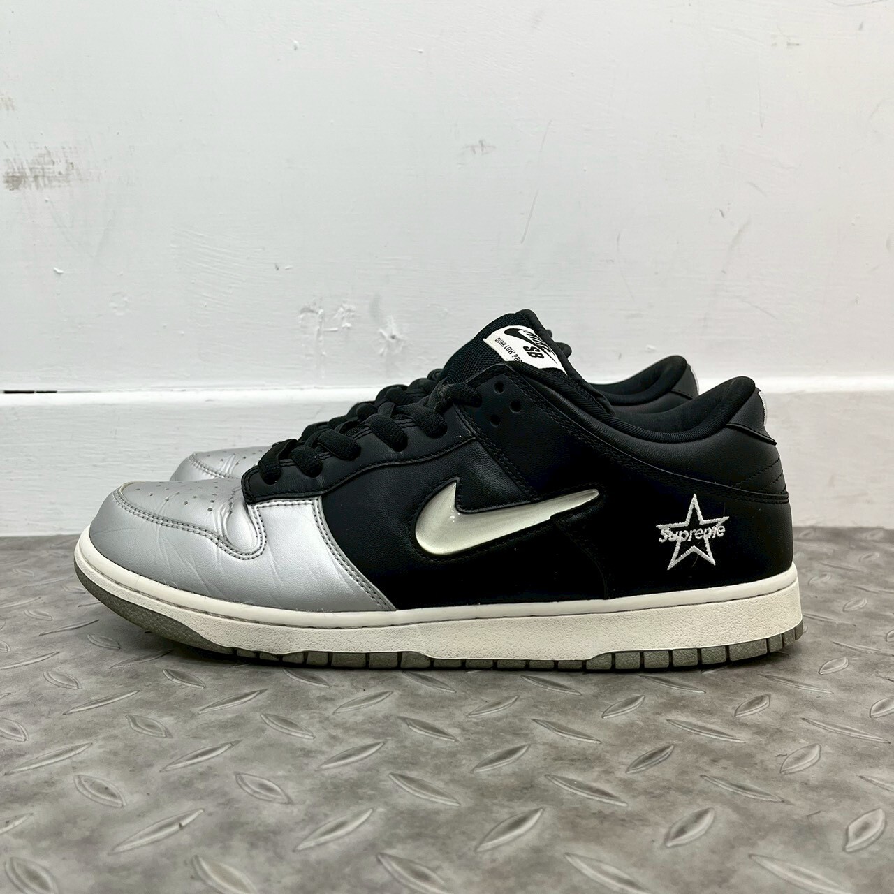 Nike SB Dunk Low Supreme Jewel Swoosh Metallic Silver SIZE 30CM