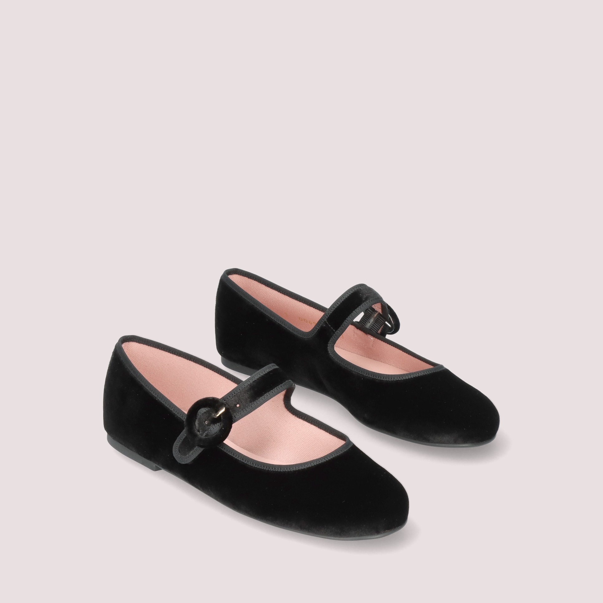 1PB0109-042 [PRETTY BALLERINAS] Mary Janes Shoes Black #51552_B (BR)