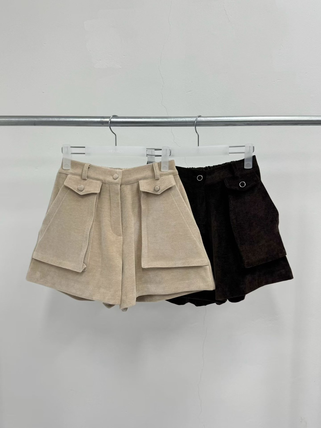 大方口袋燈芯絨短褲